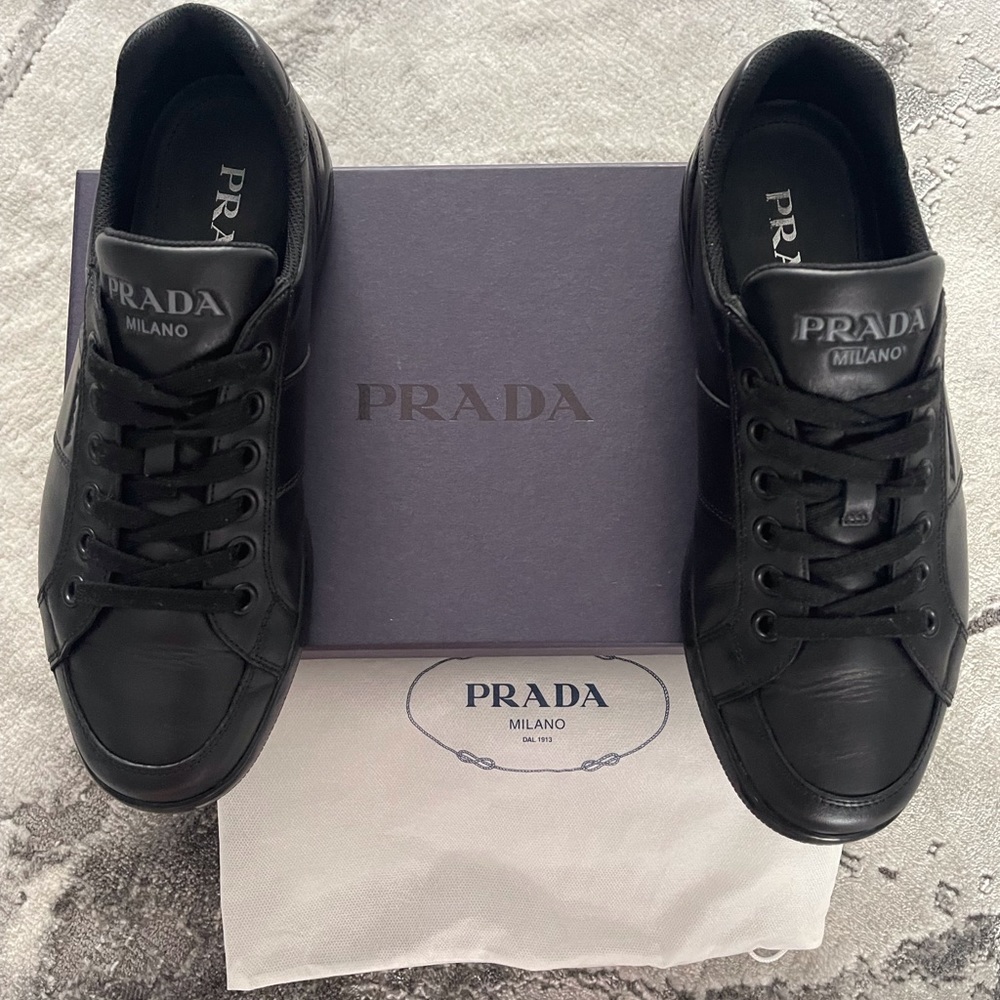 LIKE NEW Prada leather sneakers. AUTHENTIC!!! Box and dust bag!